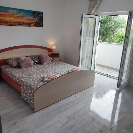 Valeria Apartment